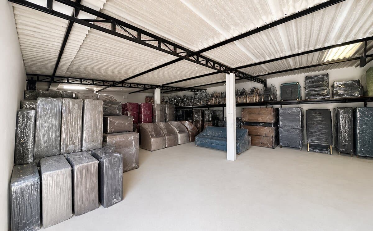 Guarented furniture storage warehouse